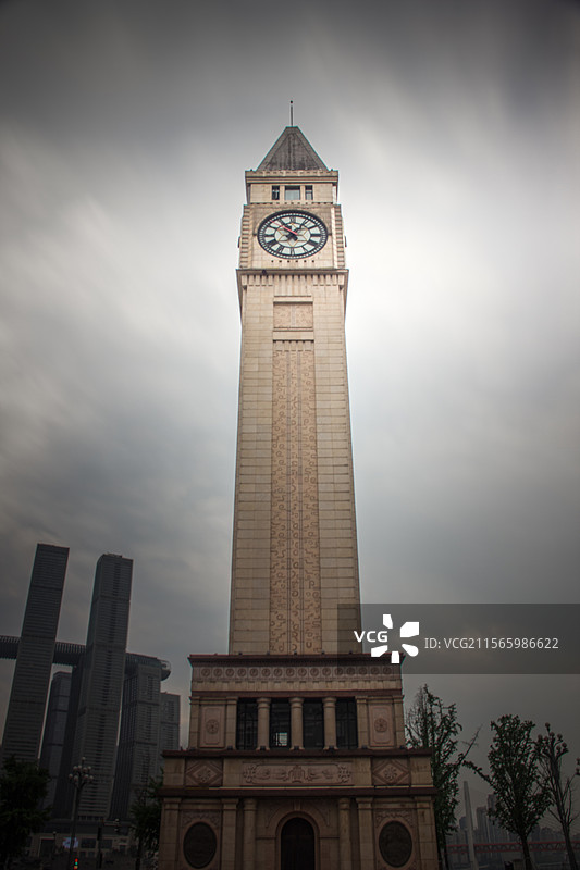 重庆南滨路钟楼广场图片素材