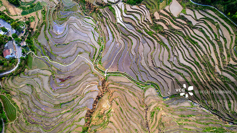 英山雾云山图片素材