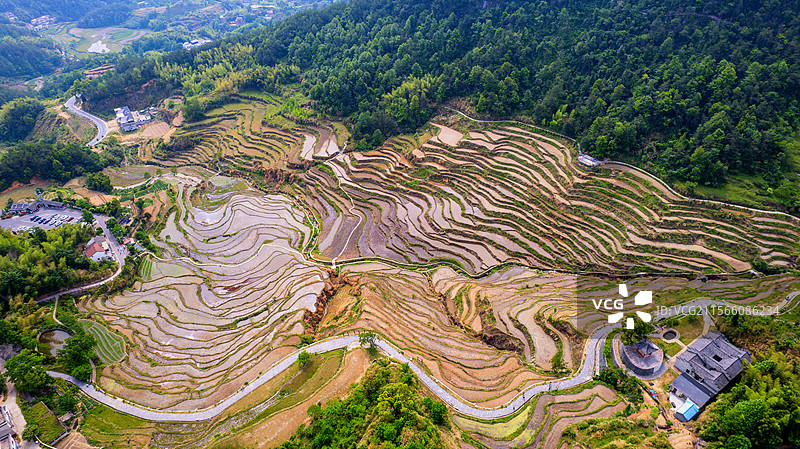 英山雾云山图片素材