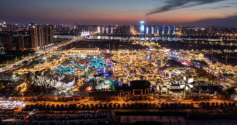 航拍临沂市琅琊古城夜景图片素材