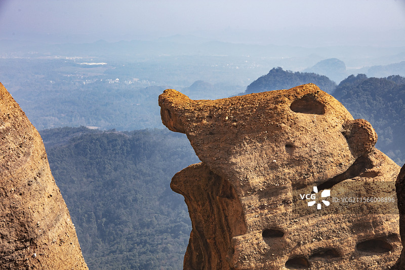 江西弋阳龟峰景区奇峰异石图片素材