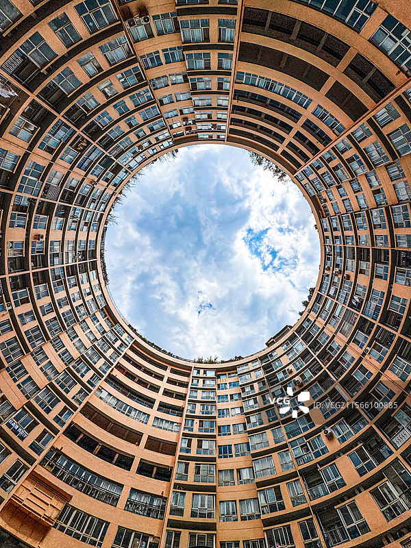 云南昆明傲城大厦图片素材