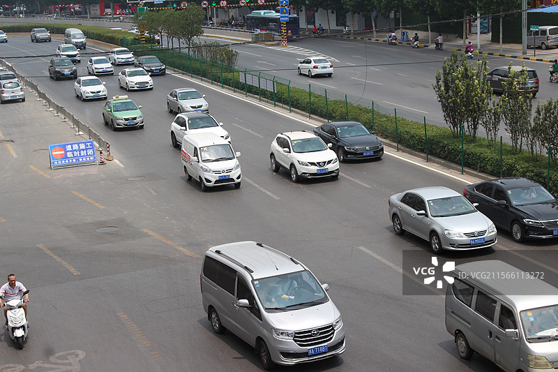 重庆市云阳县的汽车销售门店和展销会品牌新能源汽车 电动汽车电动车燃油车图片素材