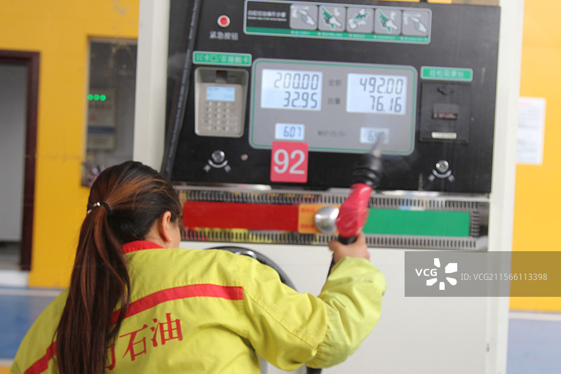 重庆市云阳县的汽车销售门店和展销会品牌新能源汽车 电动汽车电动车燃油车图片素材