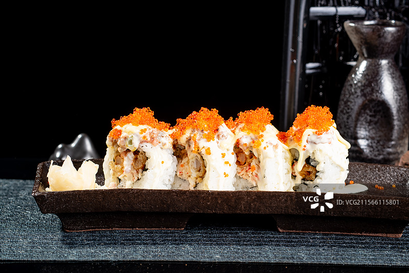 鱼籽蟹柳寿司图片素材