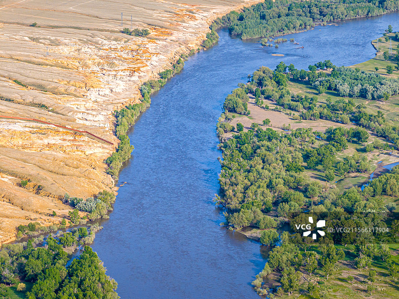 新疆 五彩滩 风电及自然风光图片素材