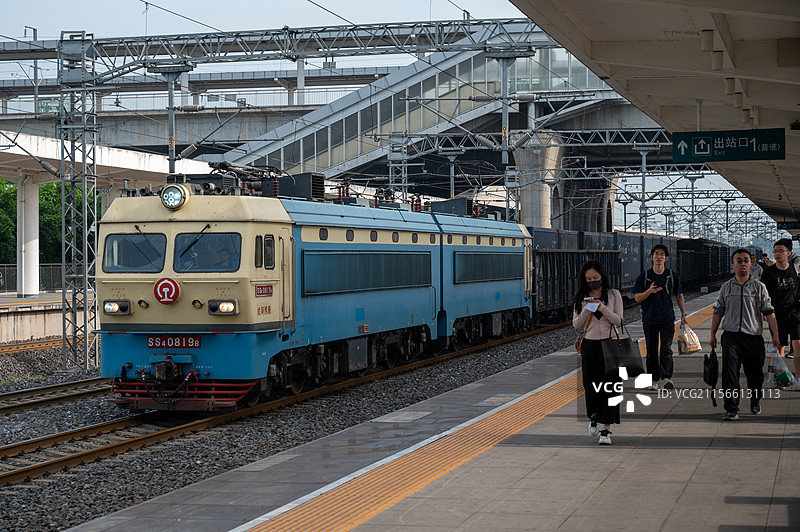 行摄成昆图片素材