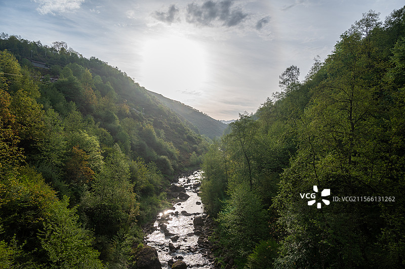 行摄成昆图片素材