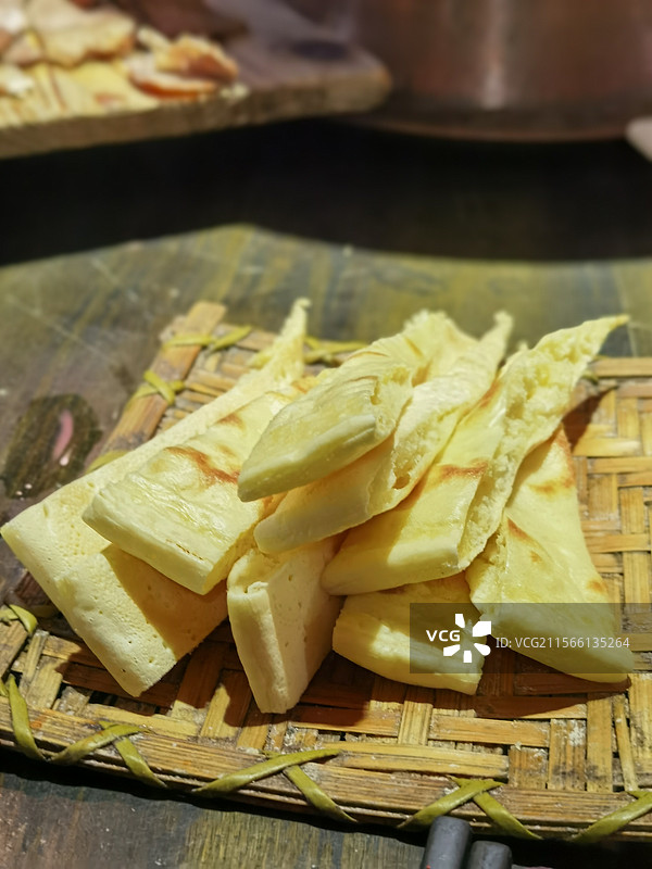 青稞饼-藏食特写图片素材