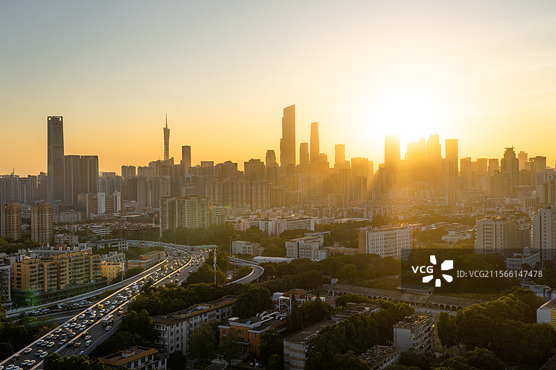中国广州城市天际线黄昏风光图片素材