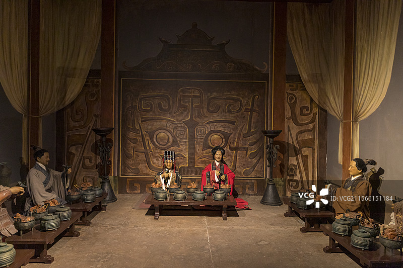 平顶山博物馆，西周时期，西周晚期的应国，妇人执政，场景图片素材