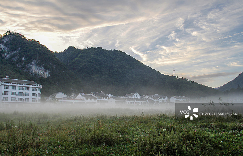 神龙架大九湖乡的朝霞图片素材