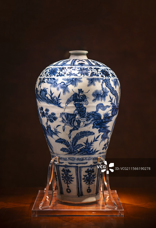 南京朝天宫---青花萧何月下追韩信图梅瓶（元末明初）图片素材