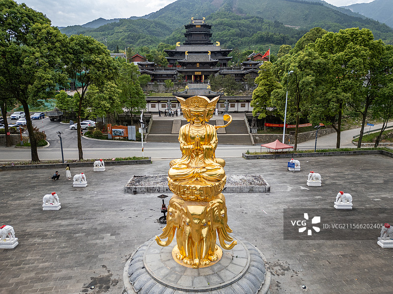 四川德阳绵竹市汉旺镇白云山吉祥寺佛像图片素材
