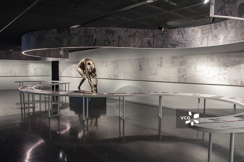 济南韩美林艺术馆展厅内部场景图片素材