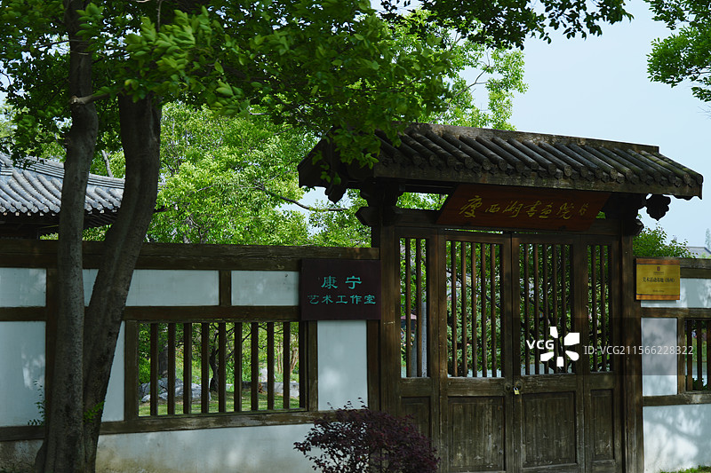 扬州，瘦西湖，烟花三月下扬州图片素材