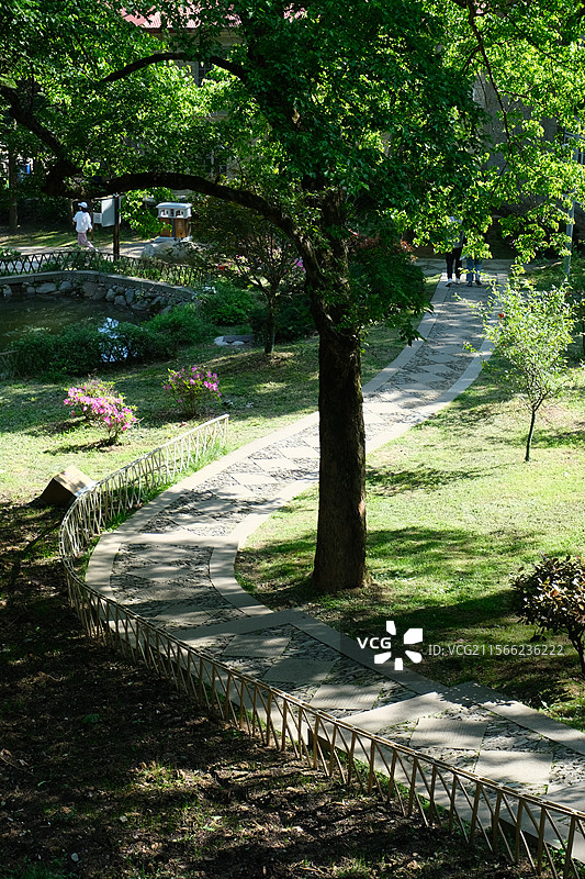 江西九江庐山周恩来故居小径图片素材