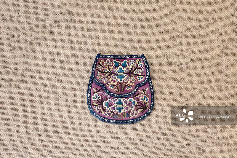 瑶族绣花树钱包 20世纪上半叶-广西 上海博物馆图片素材