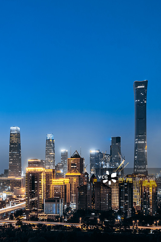 中国北京国贸CBD城市天际线高视角夜景图片素材