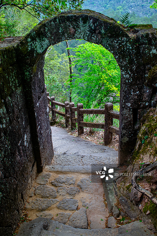 武夷山—虎啸岩图片素材