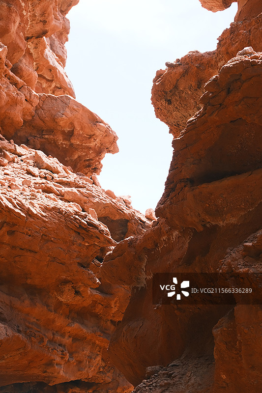 内蒙古阿拉善敖伦布拉格大峡谷的丹霞图片素材