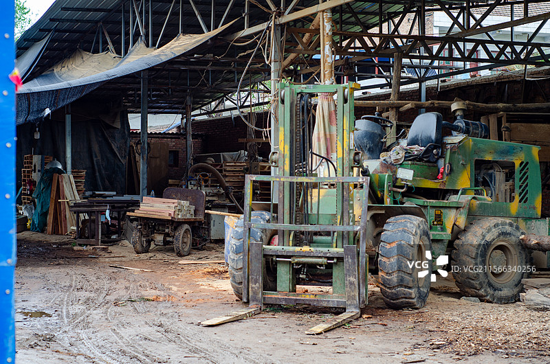 一个小木材厂图片素材