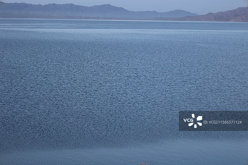新疆赛里木湖环湖风景图片素材