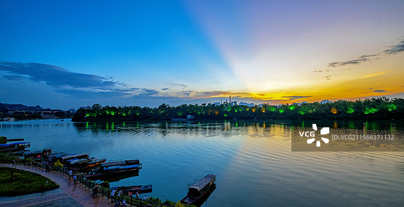 《扶绥左江日出景观》图片素材