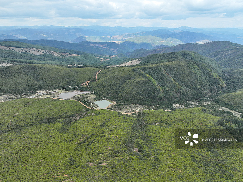 航拍格萨拉地质公园 生态园区图片素材