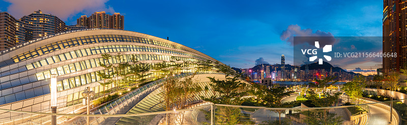 香港城市夜景西九龙高铁站风光全景图片素材