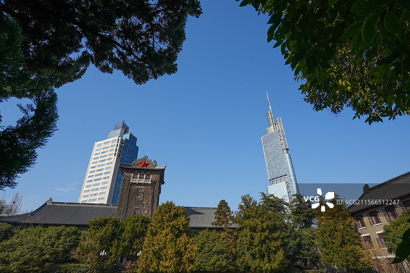 南京大学鼓楼校区北大楼图片素材