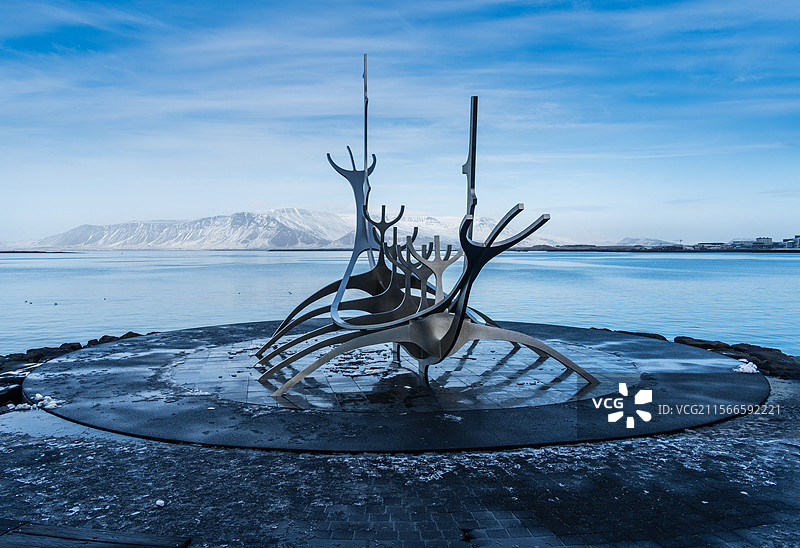 冰岛首都雷克雅未克托宁湖海盗船骨架图片素材