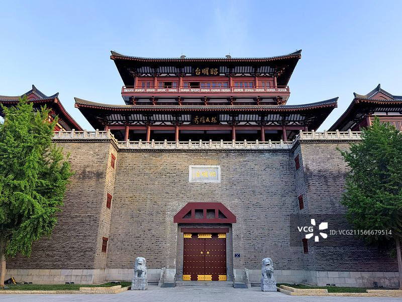 襄阳古城昭明台图片素材