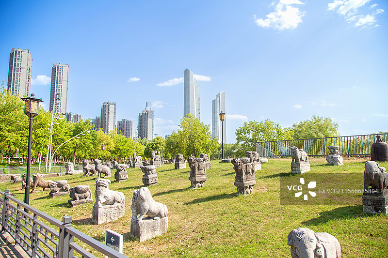 南京眼旅游区石雕园展览文物（徽州四绝：圣旨碑、石盆、石缸、石碑、石人、石兽、石亭）图片素材