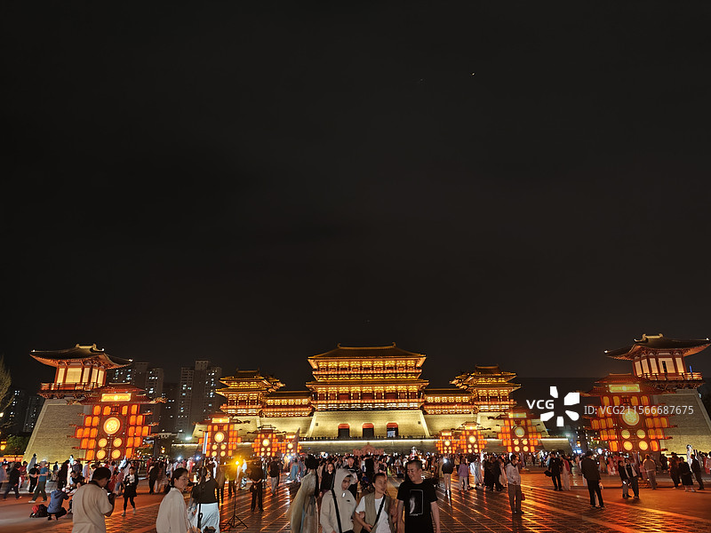 河南洛阳应天门夜景图片素材