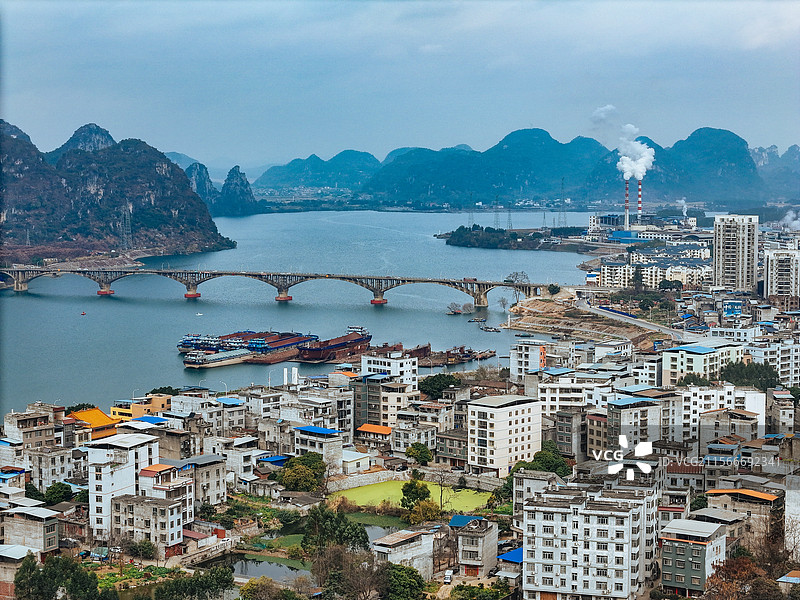 武宣县 武北村 太平路 黔江 吐番大山图片素材