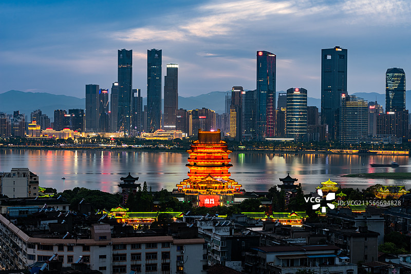 江西南昌滕王阁城市夜景风光图片素材