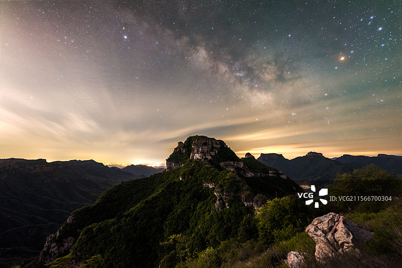 星陨龙凤山图片素材