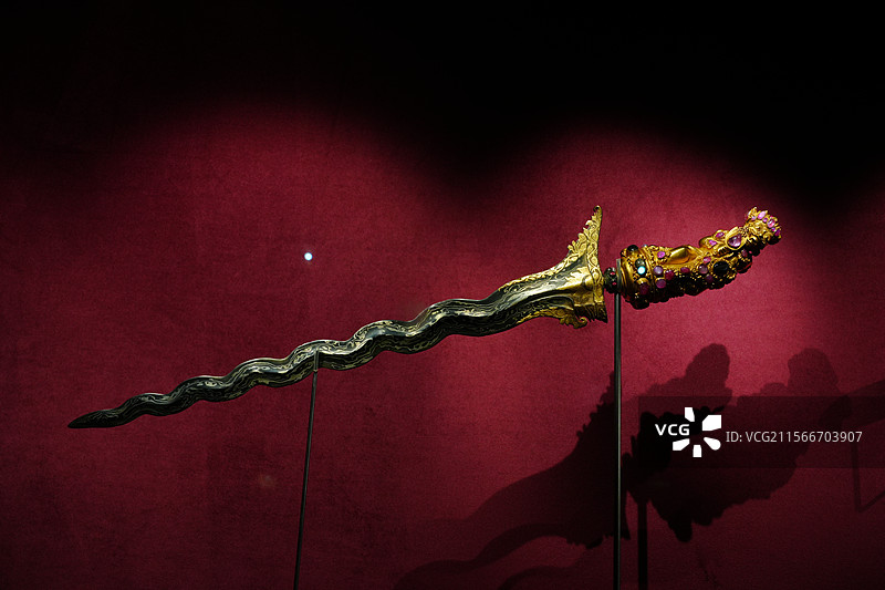 上海历史博物馆珠宝展-格里斯剑图片素材