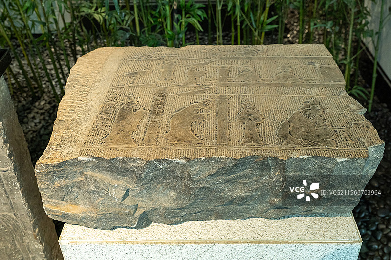 《楼阙人物、拜谒图》 东汉 山东省济宁市博物馆（文化中心新馆）“石刻艺术展”图片素材