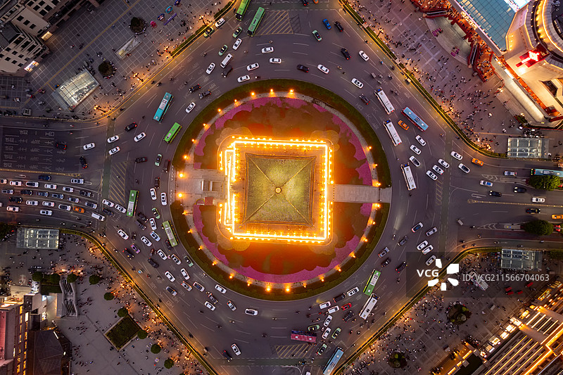 西安钟楼夜景航拍图片素材