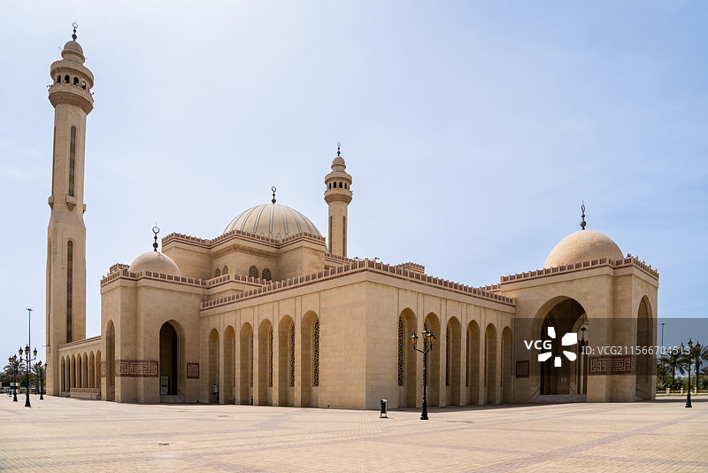 巴林首都麦纳麦，法塔赫清真寺（法塔赫伊斯兰中心、法塔赫大清真寺），世界上最大的清真寺之一图片素材