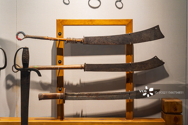 古代刀剑展示图片素材