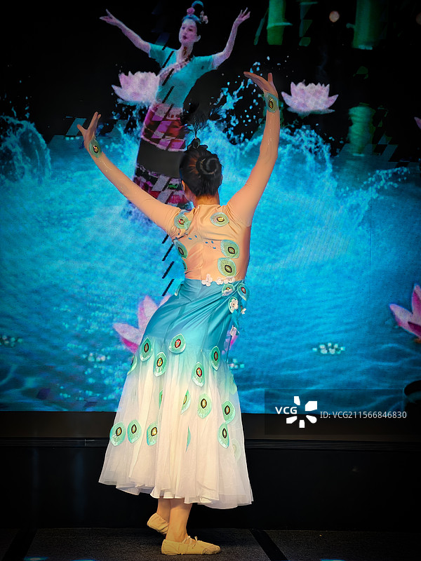孔雀舞图片素材