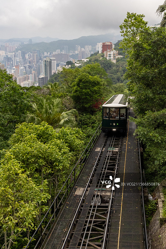 香港太平山顶缆车和铁轨图片素材