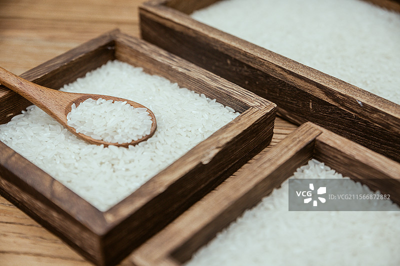 乡村农产品绿色有机大米细长香米东北大米粮食米饭图片素材