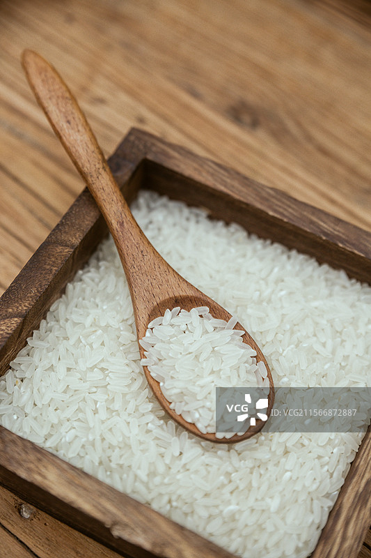乡村农产品绿色有机大米细长香米东北大米粮食米饭图片素材