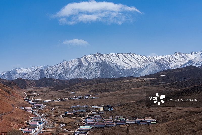 金色门源县·照壁山图片素材