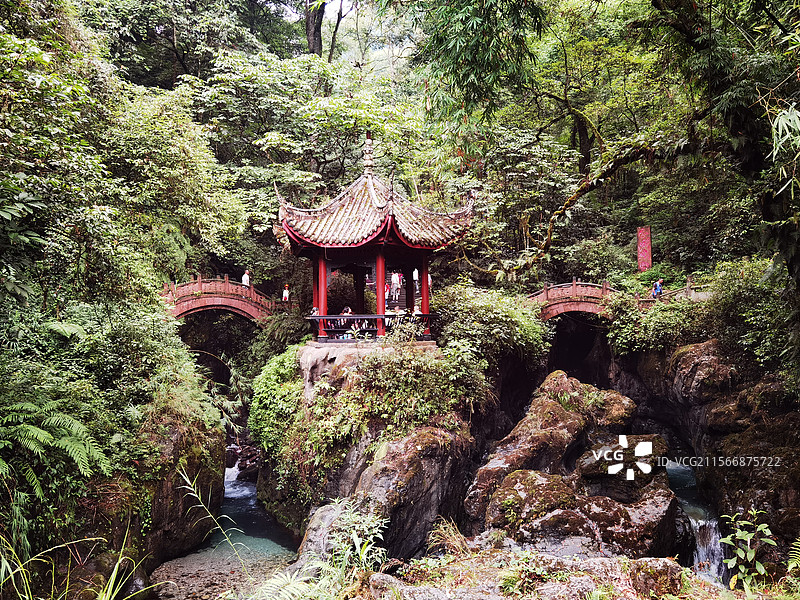 峨眉清音阁牛心亭图片素材