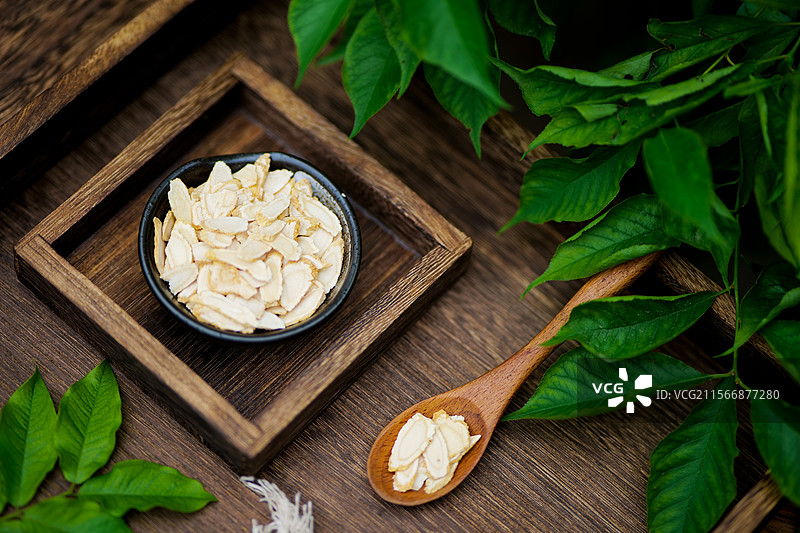 中式中医草药人参西洋参花旗参泡茶养生保健品图片素材